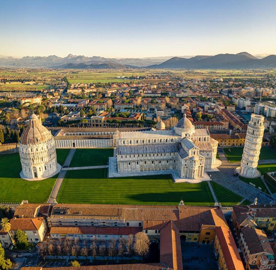 Close Enough Apartment Pisa Exterior foto